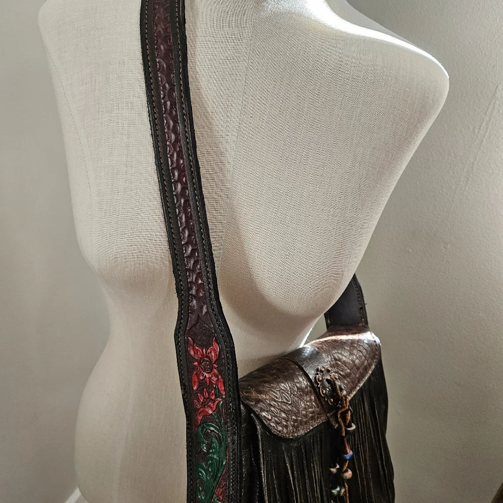 Vintage 70s Tooled Leather Braided Shoulder Strap Fringe Saddle Bag Purse - Picture 4 of 8